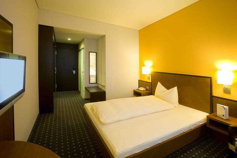 B-Smart Hotel Schoenenwerd Aarau Exterior photo